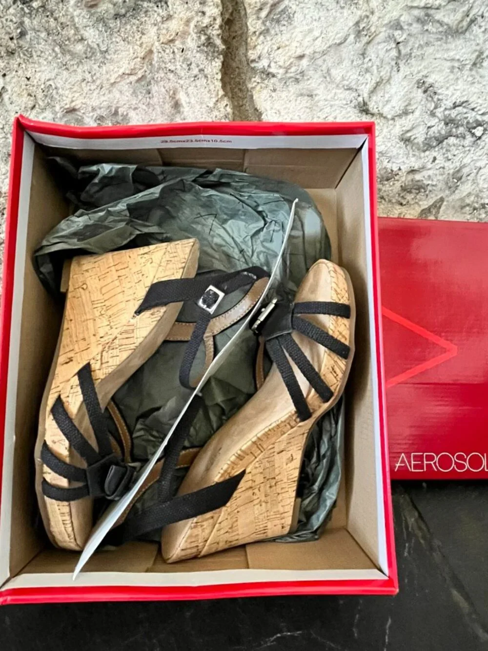 AEROSOLES strappy sandles